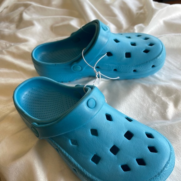 Clogs - Picture 4 of 6